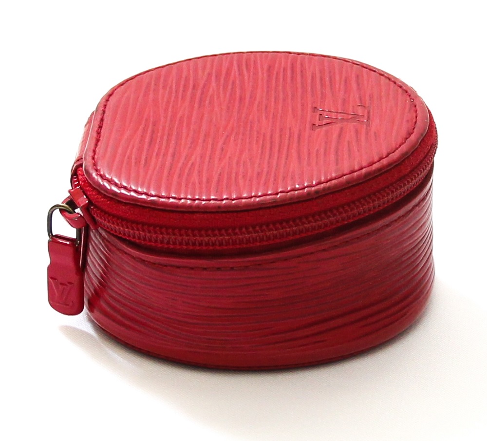Louis Vuitton, a red epi leather 'Ecrin Bijoux Jewelry case', 2003. -  Bukowskis